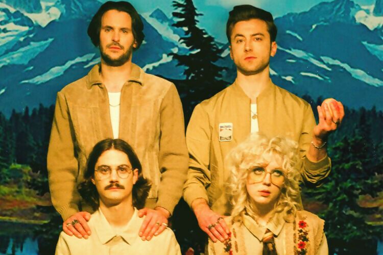 Black Honey Announce New Album 'A Fistful Of Peaches'