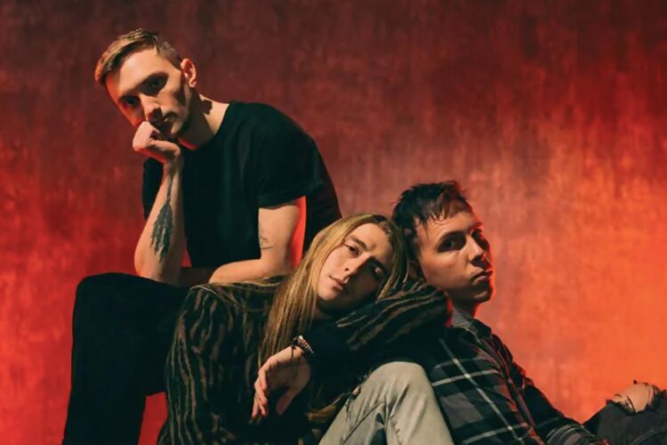 Arrows In Action On New Album 'Built To Last' | Interview