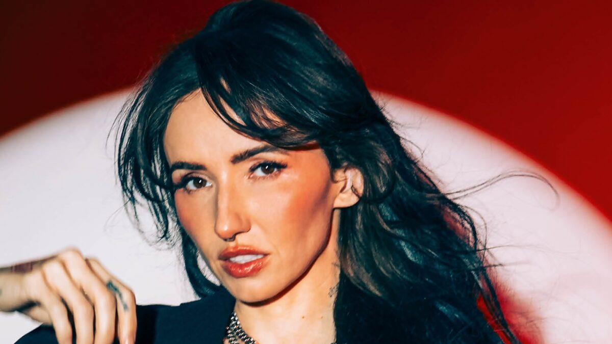 LIGHTS Is A Rock Sound 25 Icon