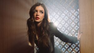 Chrissy Costanza Shares Powerful Single 'Rope'