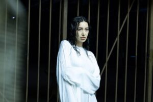 Julia Wolf Announces New Album 'Pressure'