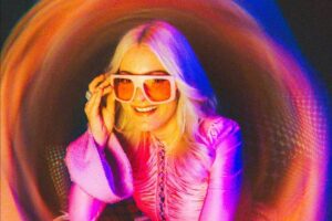 Scene Queen Drops Dazzling Single ‘Platform Shoes’