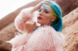 Halsey Announces 10th Anniversary Edition Of ‘BADLANDS’