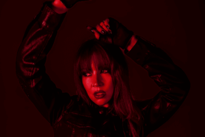 Charlotte Sands Unleashes Explosive Single ‘neckdeep’