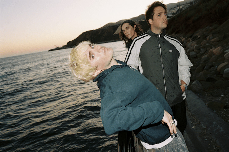Waterparks Drop Reflective Single ‘ANY MINUTE NOW’