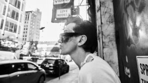 DES ROCS Shares Rowdy New Track 'When The Love Is Gone'