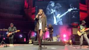 WATCH: CHVRCHES Debut New Track 'Conman' At Royal Albert Hall