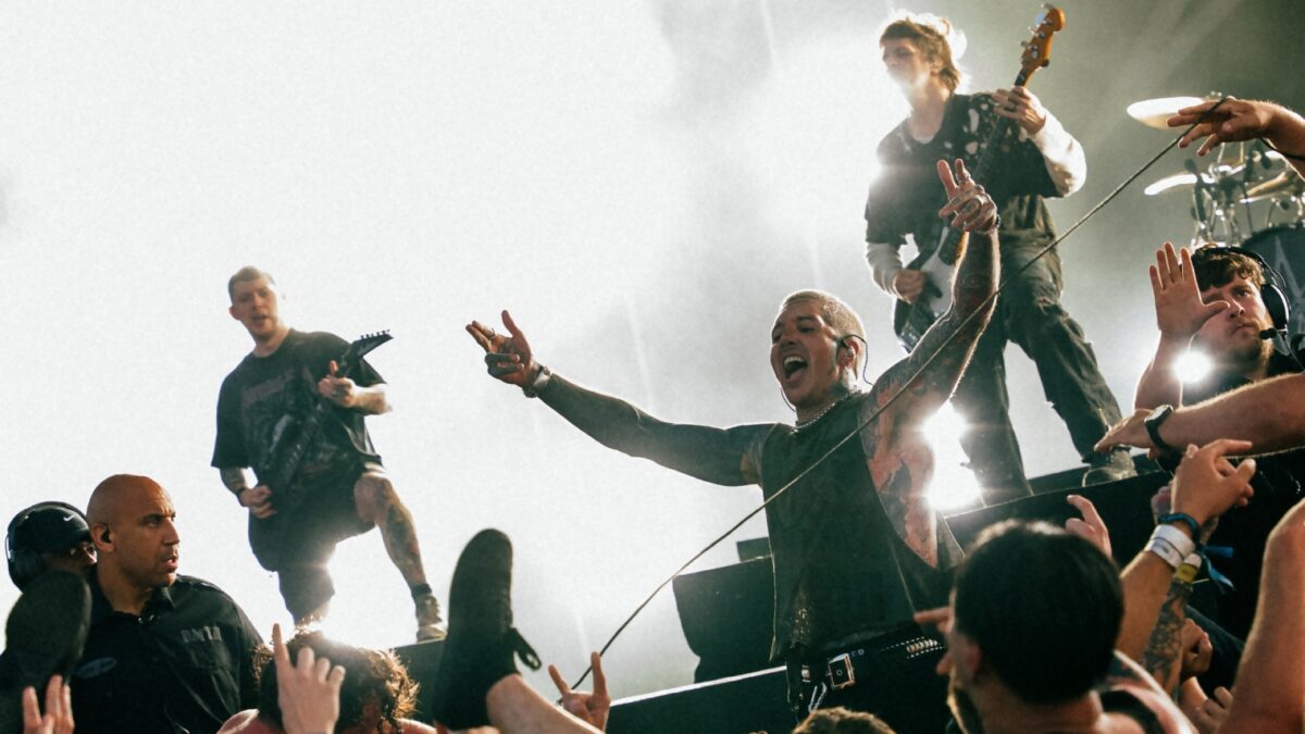 LIVE REVIEW: Bring Me The Horizon Savagely Roll Back The Years At Legendary 'Count Your Blessings' Anniversary Shows