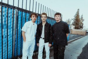 INTERVIEW: Riff Wood On ‘Butterfly In Black And White’, Settling Into Their Sound &amp; Finding Their People