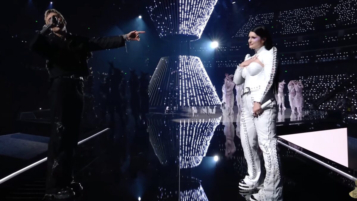 WATCH: Oli Sykes & Courtney LaPlante Perform At VCT Champions Opening Ceremony